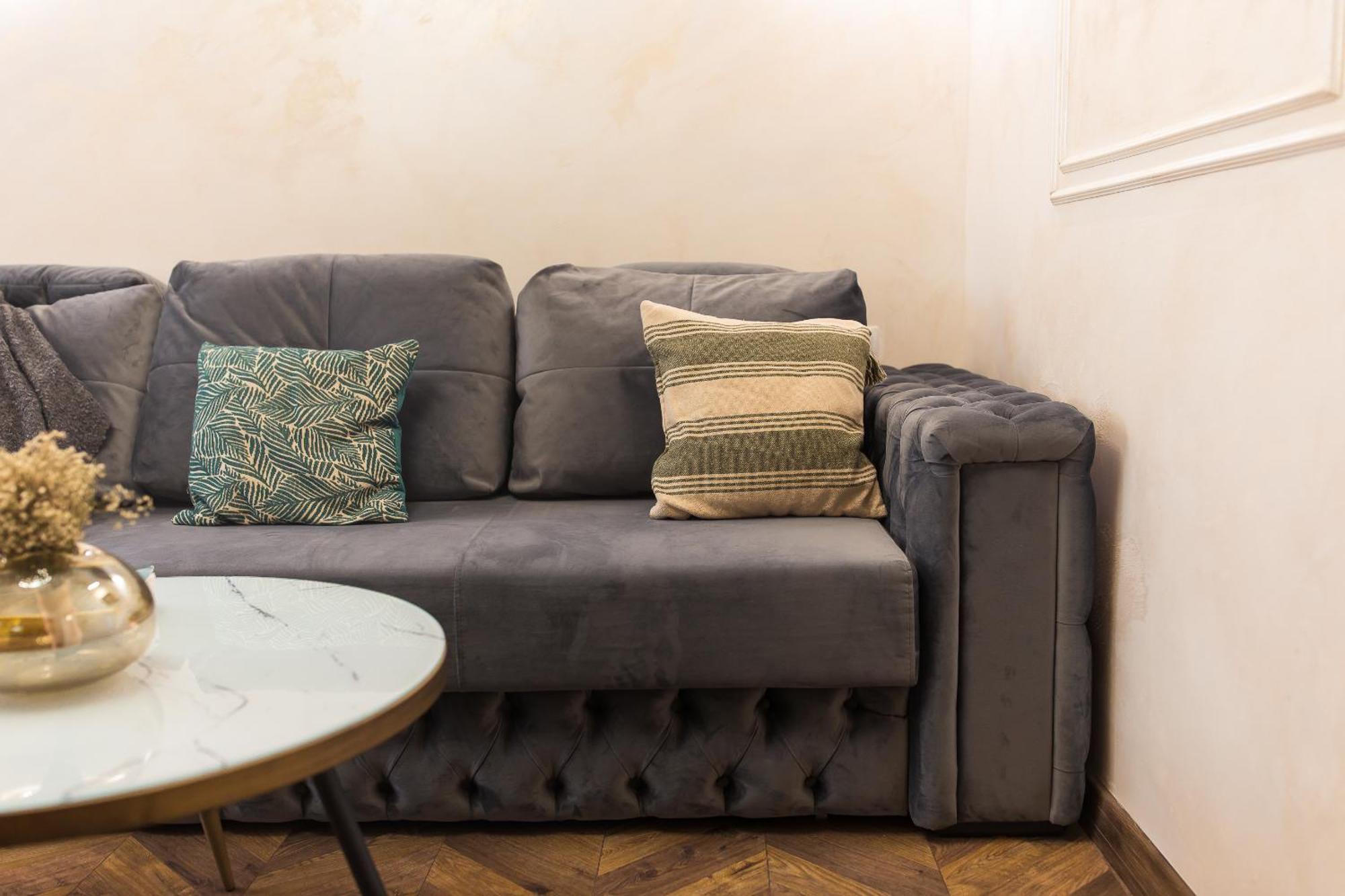 Royalty Apt With City Views On Calea Victoriei Букурещ Екстериор снимка